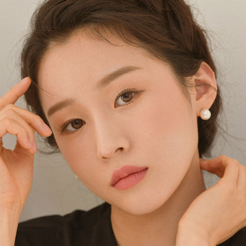 Dinto Blur-finish Shadow 5.4g #703 Edith Wharton - Korean